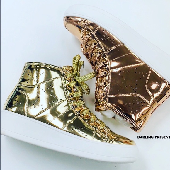GOLD PATENT LEATHER HIGHTOP SNEAKERS - Picture 4 of 4